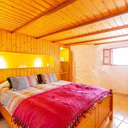Holiday home La Cueva De Tito-casa Cueva En Plena Naturaleza